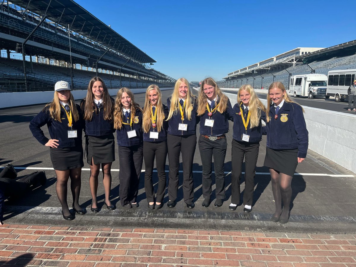 adamscentralFFA's tweet photo. 8 Adams Central FFA members attended National Convention this past week. Jenna Cecrle, Lynsie Lancaster, &amp; Jack Trausch were recognized for their National Finalist Agriscience Fair projects. Finally, past members, Tara Allen &amp; Allison Everhart received their American Degree. https://t.co/IlqAPcwpQo