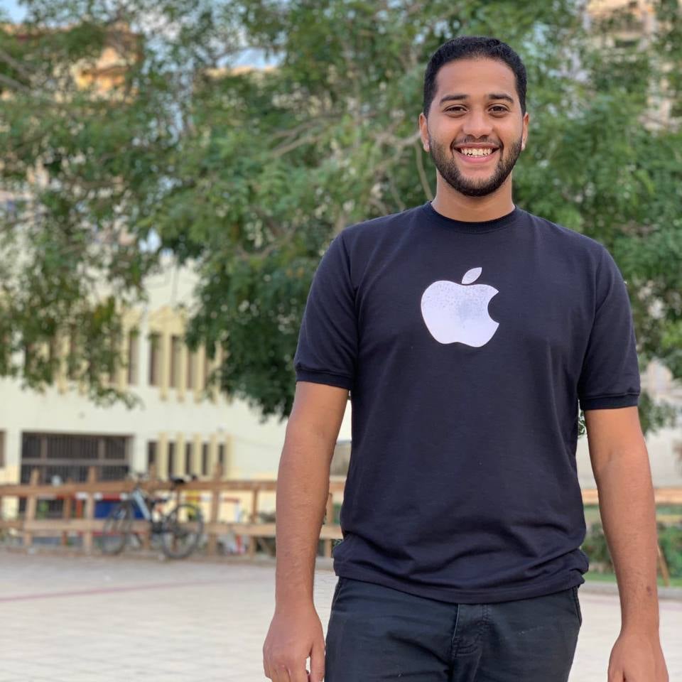 الجو بقا خليجي والاسعار أوروبيه والعيشه افريقيه والنفوس يهوديه ✨.