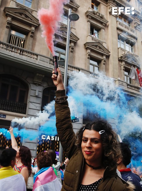 🔴La Plataforma Trans considera las enmiendas del PSOE contrarias a la autodeterminación del género. 🔴Anuncian una manifestación de protesta el próximo sábado 12 de noviembre en Madrid