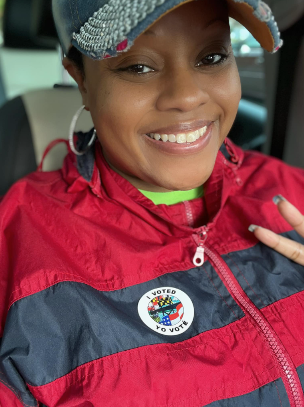 md_sbe's tweet photo. Here's one of 33,262 early voters so far today! ✌️👻🎃🪦🐈‍⬛💀🗳️ Vote early this Halloween: https://t.co/sFYR7gN6XT Centers are open 7a-8p daily through this Thursday, 11/3! Share your #IVoted selfies with #MDvotes! #UnofficialCount #TrustedInfo2022 #VoteEarly https://t.co/3QdXhHryWg