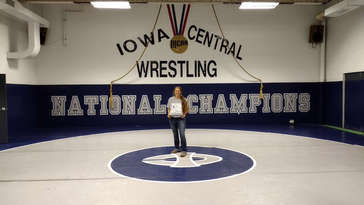 KammieSchanz's tweet photo. After a great visit with Coach @hensleyzakic and Coach @KeatonGeerts I am so beyond excited to announce that I have committed to further my academic and wrestling career at Iowa Central Community College! Go Tritons!🤍🔱💙 @IowaCentral @iowacentralww @MulvaneSports @263wrestling https://t.co/heqP4IqyGv