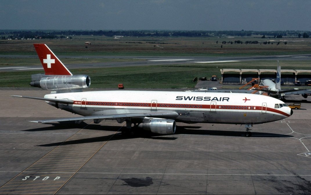 socialwriter's tweet image. I flew this bird - just with other colors! @KLM was part of the #KSSU (KLM, Swissair, SAS, UTA) group, I could have flown it, too, as they all were equipped exactly the same way.