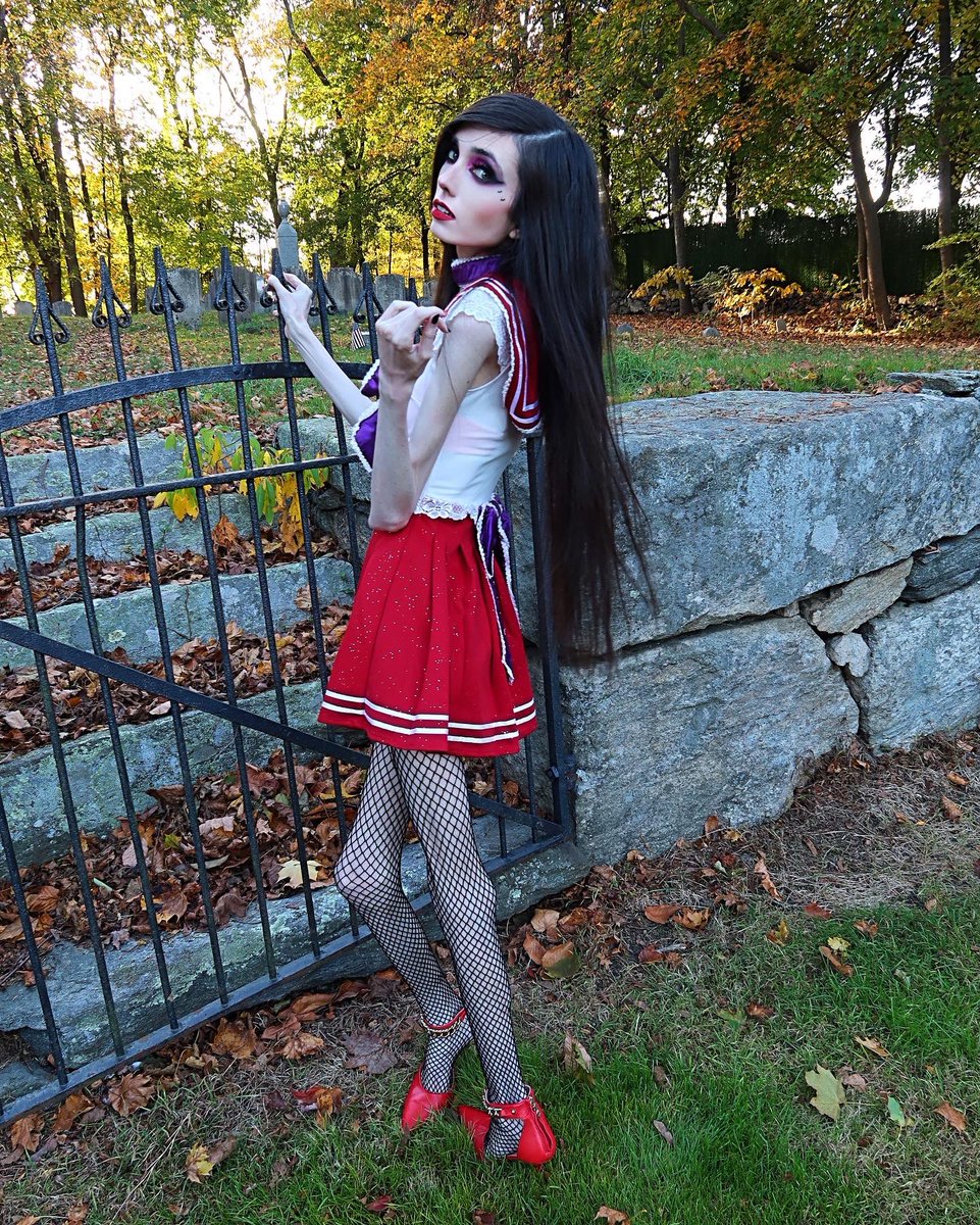 Eugenia Cooney tweet media