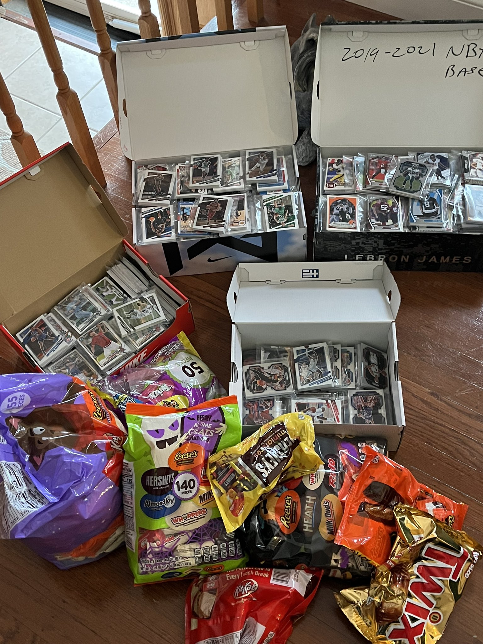 Ricanking (Restock Tracker) on Twitter "Happy Halloween! 🎃 are you