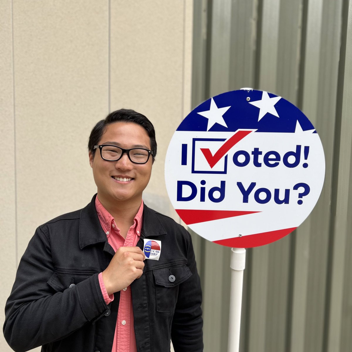 I voted early and you can too!

This week is your last chance to vote early. Avoid the long voting lines on Election Day by voting at any of the Wake County early voting sites until this Saturday. Polls are open on weekdays from 8am - 7:30pm, and 8am - 3pm on Saturday.

#RalPol