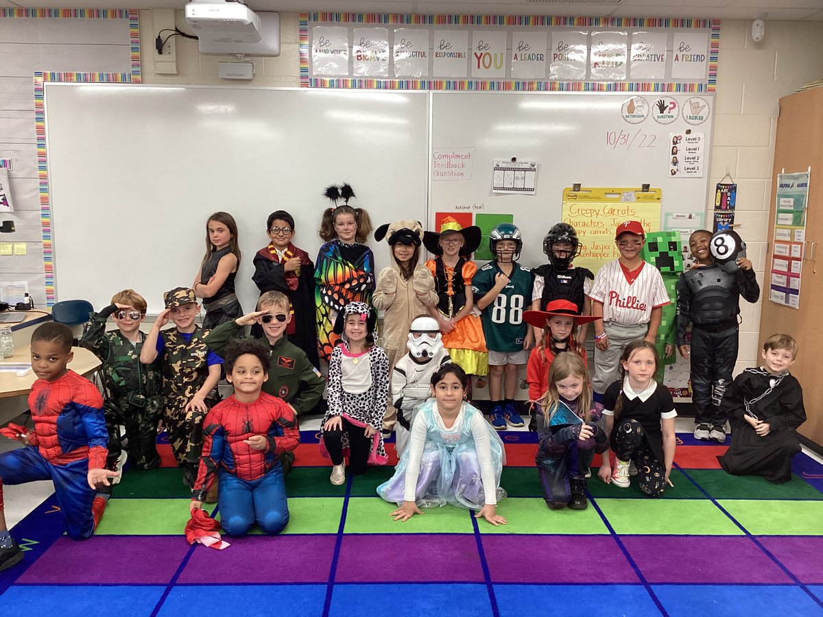 Happy Halloween! 🎃👻🍭🍬