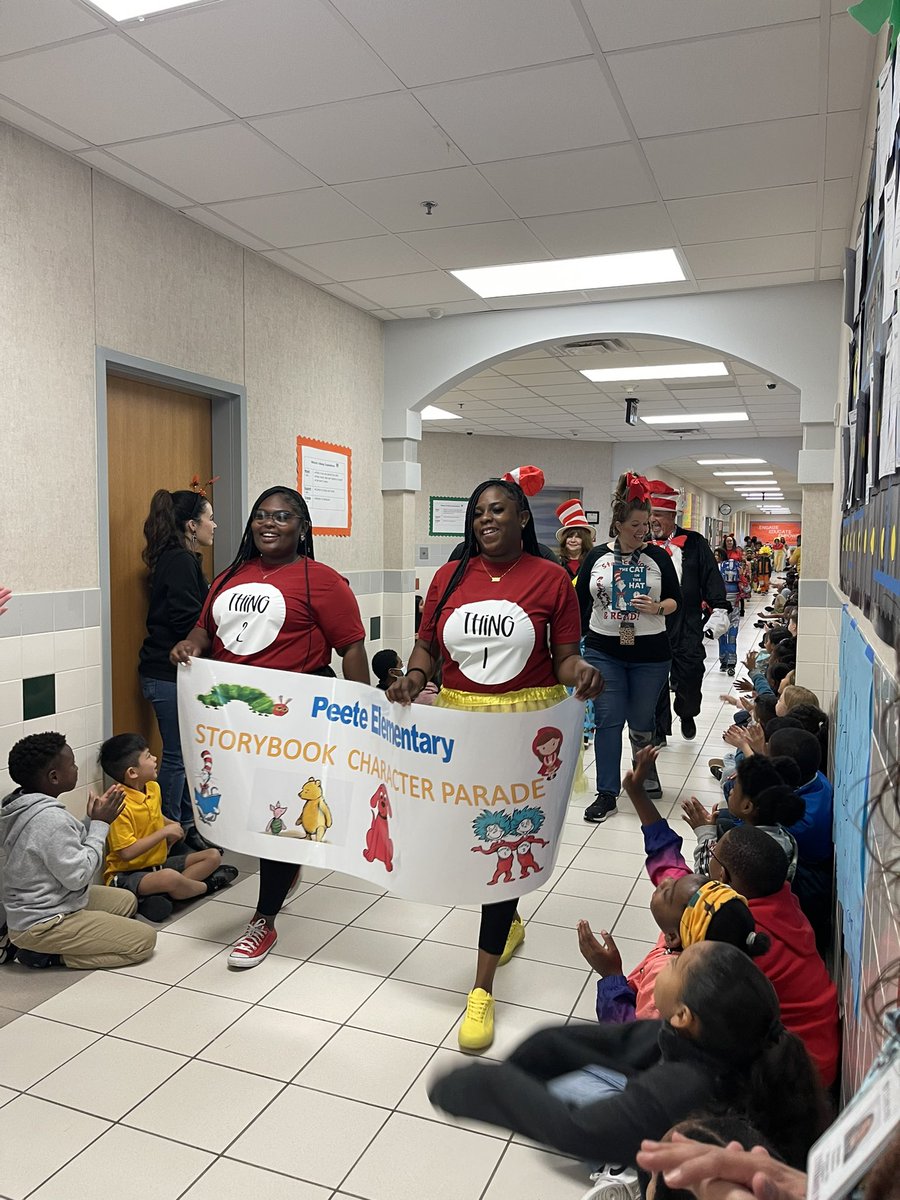 LauraLandes05's tweet image. Loved starting my day watching @PeeteTylerISD’s book character parade!