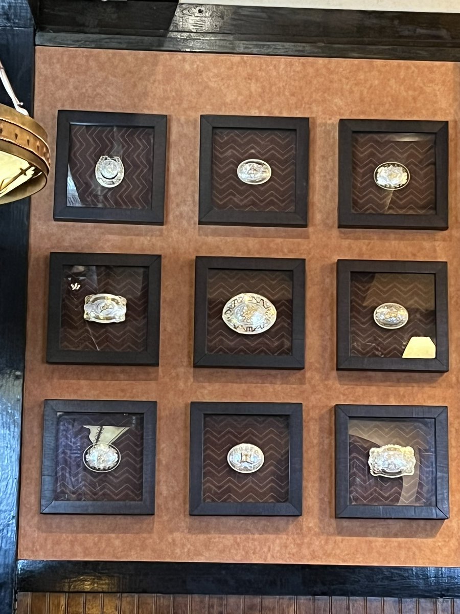 RobKuenzel's tweet image. Sitting here at Longhorn in Charleston, West Virginia, and for some reason thinking about my fellow WVU alumnus @PatMcAfeeShow