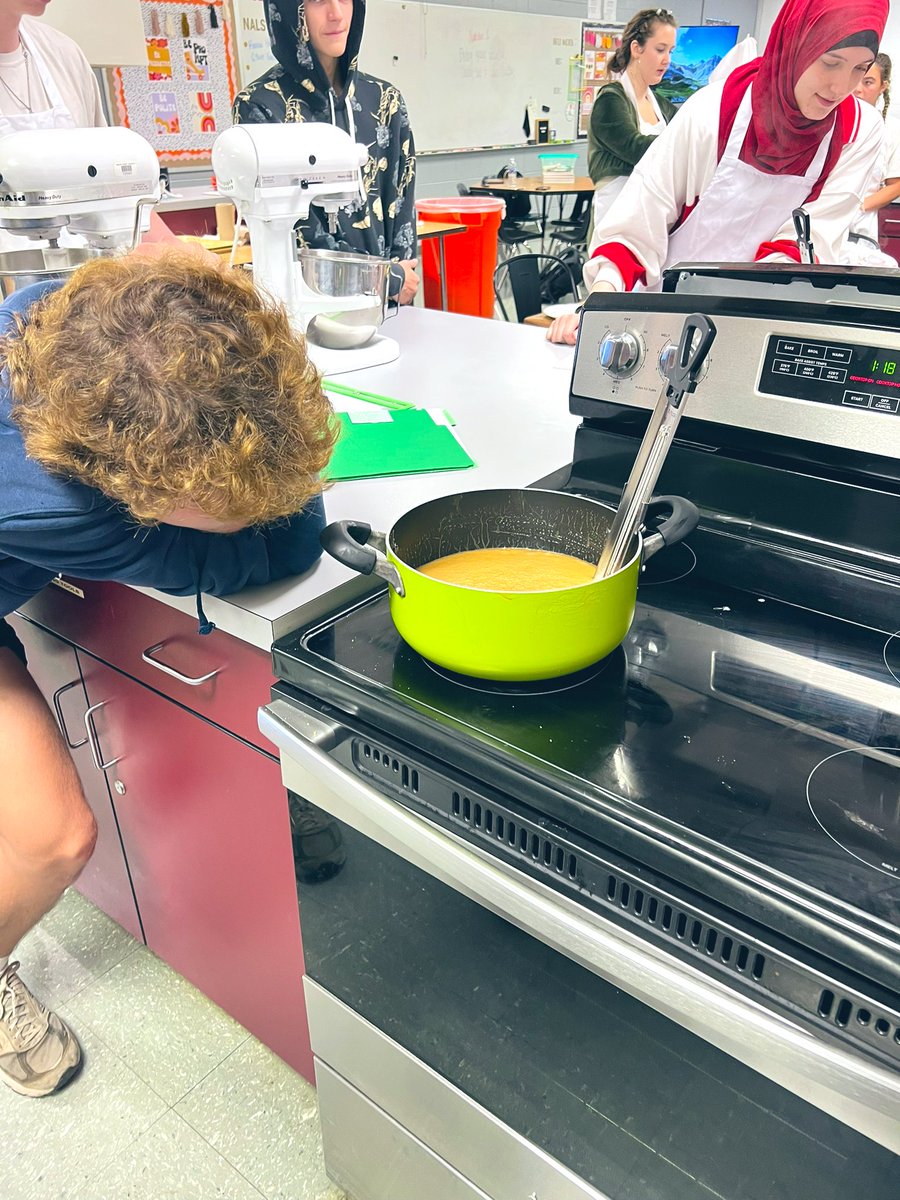 MsCampHHS's tweet photo. Just to add to all the sugar, Nutrition 2 made homemade caramel sauce for caramel apples in todays lab. 🍏 😋 #HappyHalloween https://t.co/ZxdlTU3P5A