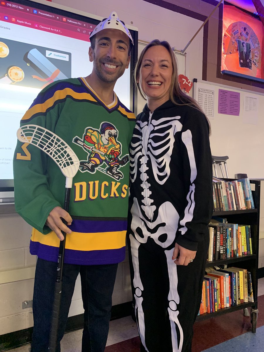 Halloween <a href="/OMS_NY/">Oceanside MS</a>  with <a href="/MrsFWasserman/">Francesca Wasserman</a> <a href="/IAmMrRichter/">Mr. Richter</a> and the Reds