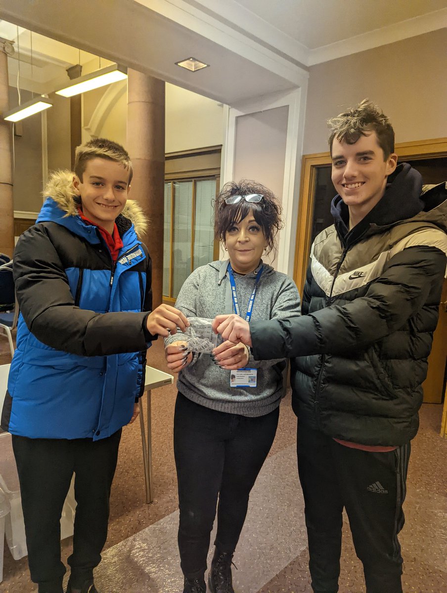 FutureChoices1's tweet photo. Lucas &amp; Zac appealed for your help so they could help feed those most in need &amp; you came forward to support them by donating your winning food &amp; drink tokens from the McDonald's Monopoly Tokens Promotion.

Tonight on a mild evening, Lucas &amp; Zac met with Angela from The Care Hub, https://t.co/UDqzKE0ZKq