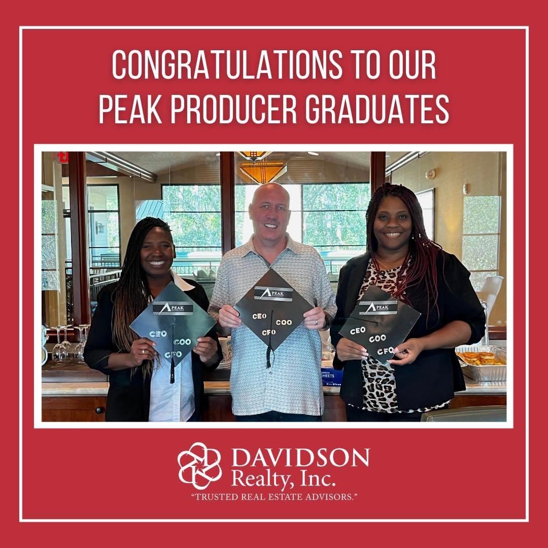 Join Davidson Realty as we celebrate our Peak Producer graduates! They successfully completed their training and learned invaluable strategies to provide the best real estate services to their clients. 

#davidsonrealty #davidsonrealestate #peakproducers #realestate