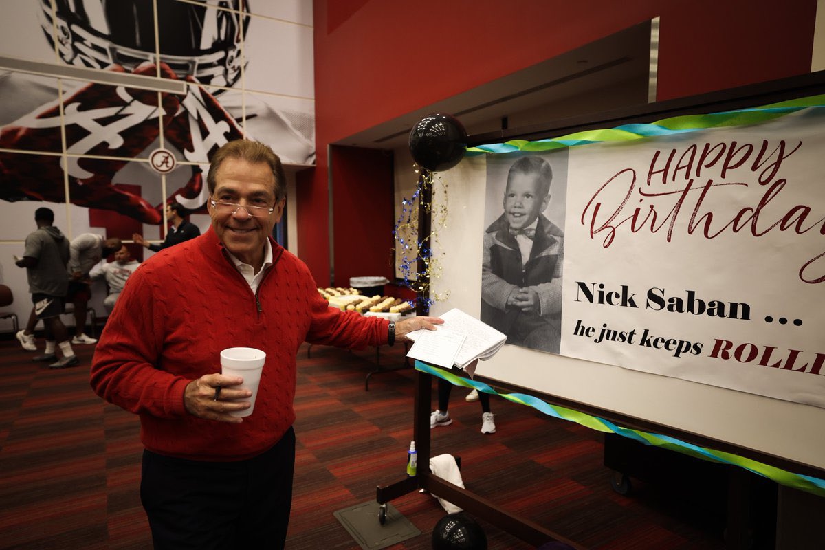 AlabamaFTBL's tweet photo. They don’t make ‘em like they used to!

Happy Birthday to the 🐐 https://t.co/siT2VWxWvm