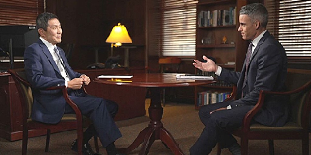Baruch College (@baruchcollege) on Twitter photo 🎤.<a href="/devindwyer/">Devin Dwyer</a> of <a href="/abcnews/">ABC News</a> interviewed <a href="/DavidWuBaruch/">S. David Wu</a> for a national news segment on two Supreme Court cases concerning affirmative action in college admissions.
📺 Watch: ow.ly/2tEE50Lq2P1
#SCOTUS #SupremeCourt #CollegeAdmissions #AffirmativeAction 🎤.<a href="/devindwyer/">Devin Dwyer</a> of <a href="/abcnews/">ABC News</a> interviewed <a href="/DavidWuBaruch/">S. David Wu</a> for a national news segment on two Supreme Court cases concerning affirmative action in college admissions.
📺 Watch: ow.ly/2tEE50Lq2P1
#SCOTUS #SupremeCourt #CollegeAdmissions #AffirmativeAction