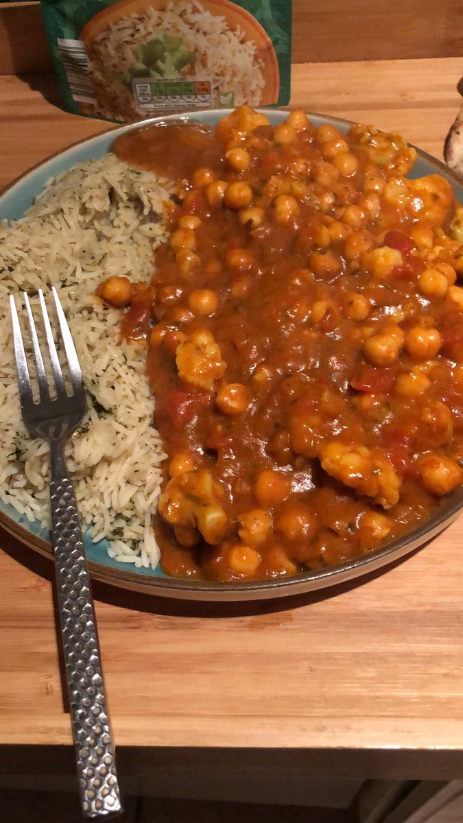 butcher_to's tweet photo. Chickpea and cauliflower tikka masala with lime and coriander rice https://t.co/hWcOehVP0X
