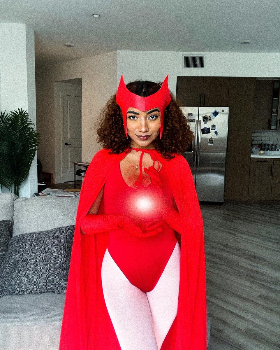 KrystalogyTV's tweet photo. Happy Halloween 

- The Scarlet Witch ❤️ https://t.co/J0xpxSHn3m