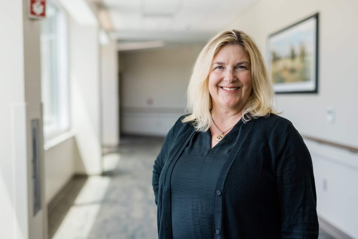 BroadlawnsMed's tweet photo. Congratulations to Dr. Olesen, who has been named the next #SectionChief of our #OBGYNClinic. "I have a passion for mission work, &amp; working at #Broadlawns allows my mission heart to do work close to home. Broadlawns' commitment to the #community fits with my personal values." 🥳 https://t.co/0hi2KXz0zH