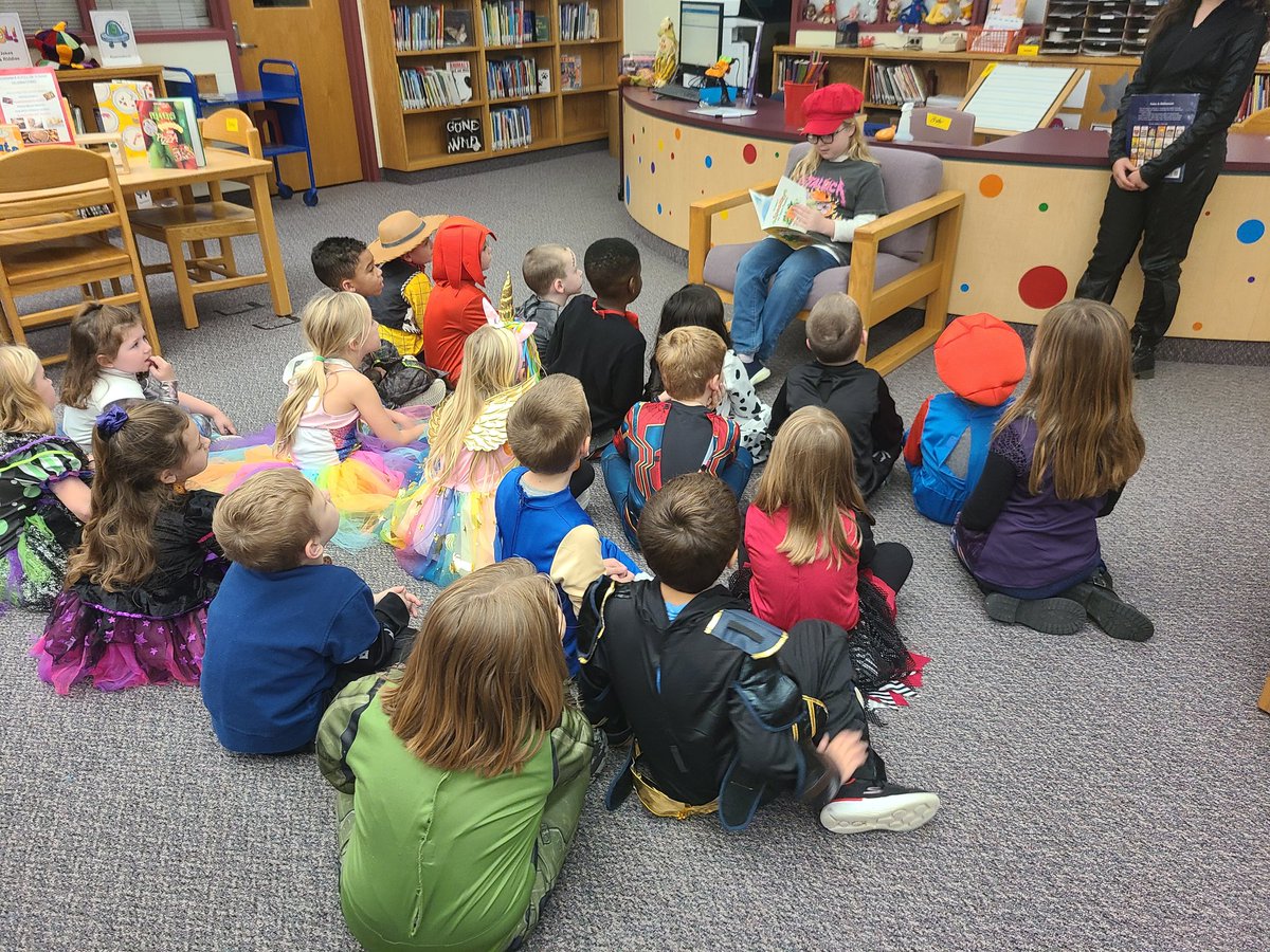 Edgemere Library tweet media