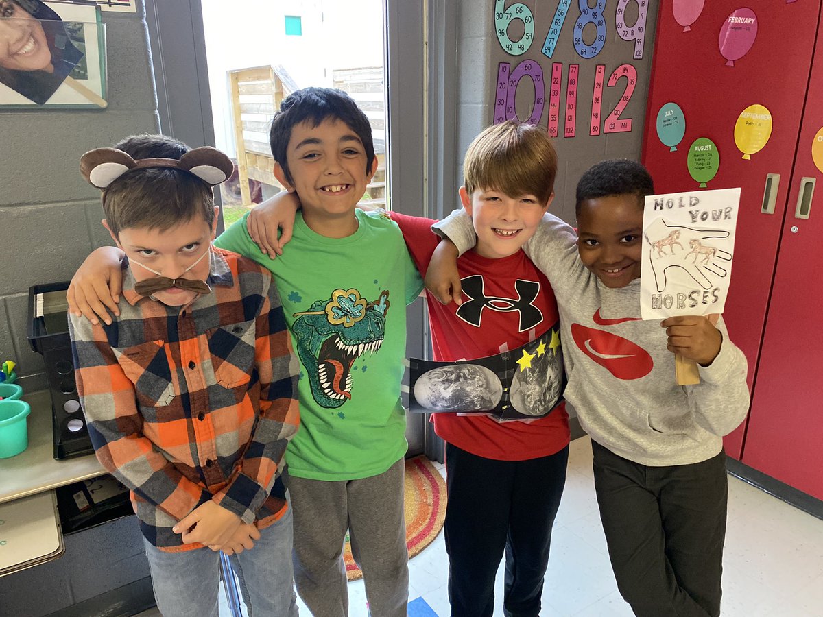 thepowerof4th's tweet photo. idioms are a piece of cake for these 4th graders! a huge shout out to these amazing 4th graders and their families for coming up with such creative costumes!! 📸🤍 https://t.co/TvJDOde8rX