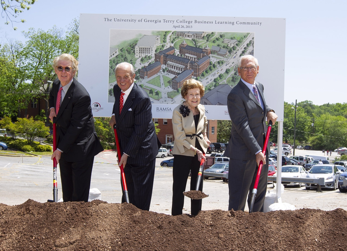 In Memoriam - please enjoy this photo gallery of Mary Virginia Terry throughout the years.

terry.uga.edu/news/stories/2…