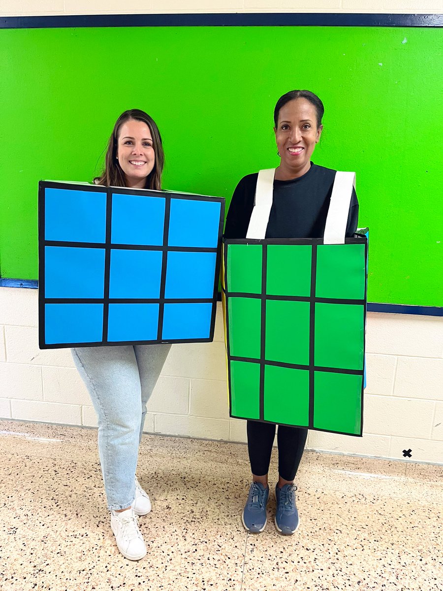 Great minds think alike! <a href="/BurnhamthorpeFI/">BurnhamthorpePS(FI)</a> Happy Halloween!