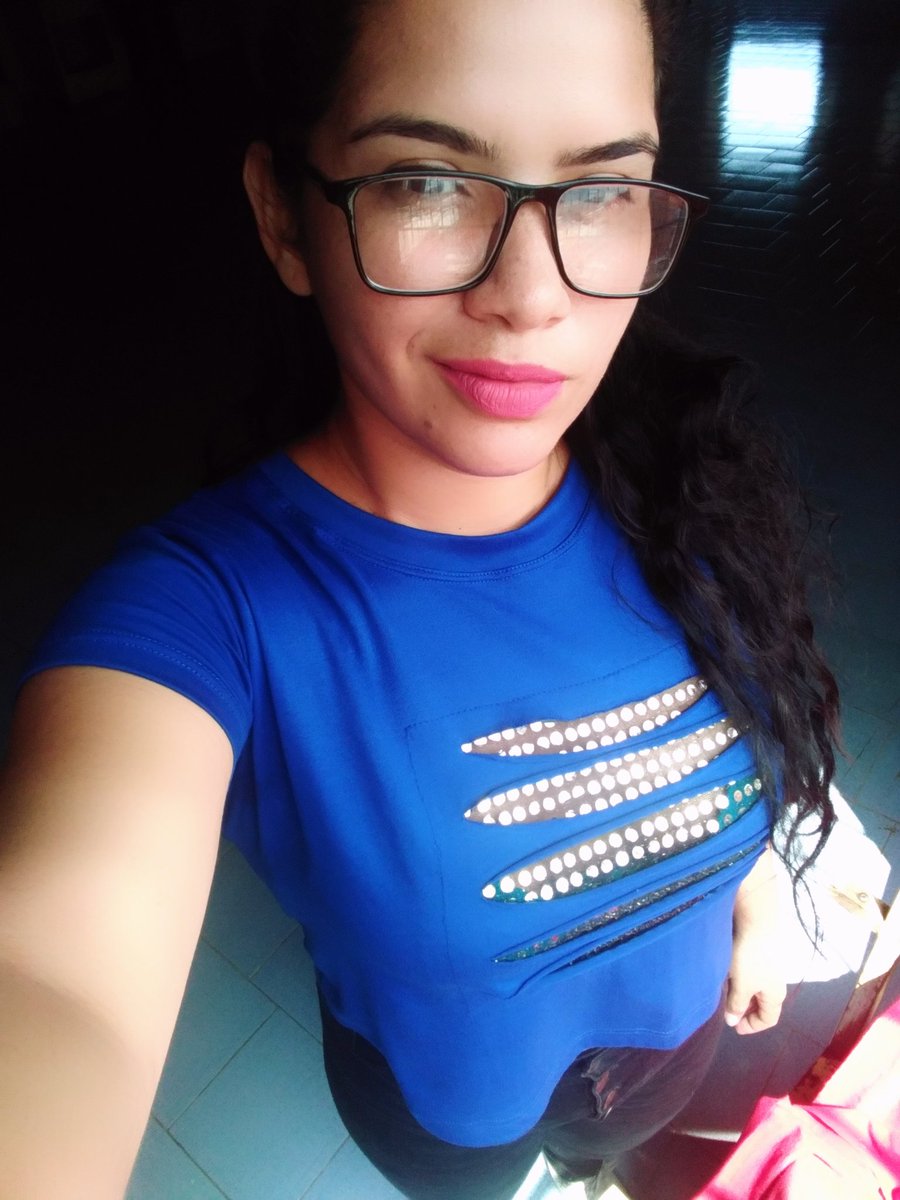 💖💛💙❤️💖
#LunesDeMotivacion 
#LunesDeFotoPropia 
#Bendiciones 
#Venezuela 🍂
#lunesdeganarseguidores