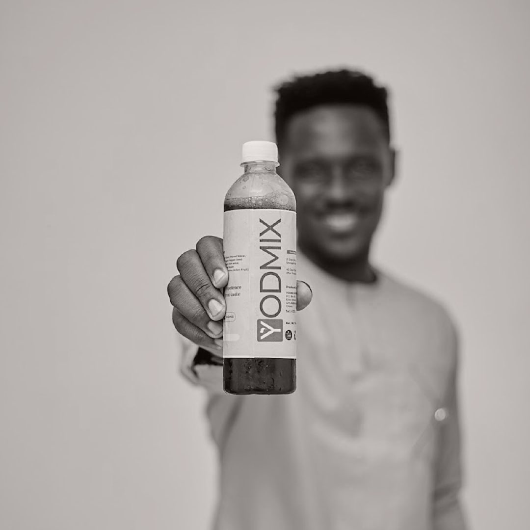 yodmix's tweet photo. Buy the best Sobolo from us because Sikamp3dede ! Don’t shout 🤫 #yodmix #Halloween #Sikamp3Dede #Ghana #bestsobolo https://t.co/TSQSn6w6pv