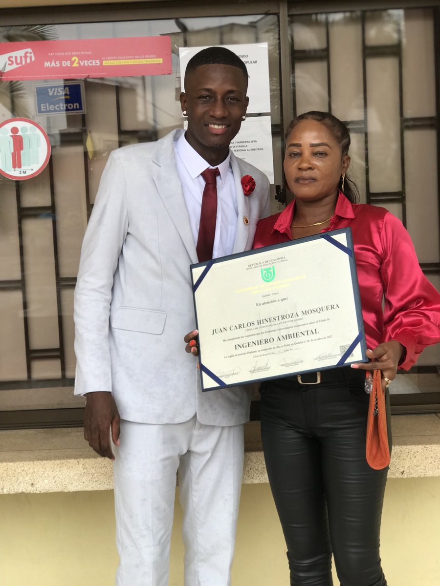 MyCH24_'s tweet photo. Supremamente agradecido con Dios y con la vida, oficialmente INGENIERO AMBIENTAL. 
¡¡MAMÁ LO LOGRAMOS!!♥️👩‍👦 https://t.co/jD9qUzVRgG