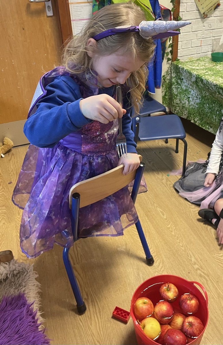 MrsLilleyVPS (@mrslilleyvps) on Twitter photo Halloween fun this afternoon๐๐ป๐Dooking for apples๐๐ช Creating our own biscuits๐ชโฆโฆ.and of course making sure we ate them all up! Yum! ๐ #VPSfun <a href="/MissNForbes/">๐๐ฒ๐ผ๐ผ ๐๐ธ๐ป๐ซ๐ฎ๐ผ</a> ๐๐ป Halloween fun this afternoon๐๐ป๐Dooking for apples๐๐ช Creating our own biscuits๐ชโฆโฆ.and of course making sure we ate them all up! Yum! ๐ #VPSfun <a href="/MissNForbes/">๐๐ฒ๐ผ๐ผ ๐๐ธ๐ป๐ซ๐ฎ๐ผ</a> ๐๐ป