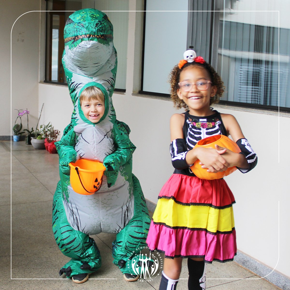 eab_school's tweet photo. Happy Halloween! 

Today our young learners enjoyed some spooky fun at this year's Lower School Halloween Parade. https://t.co/j4xpw0ablg