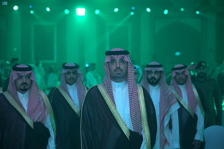 SPAregions's tweet photo. سموُّ الأمير سعود بن جلوي يرعى حفلَ مجموعة "تمر" بمناسبة 100 عام على تأسيسها.
https://t.co/xeOBlXmOmc
#واس_عام https://t.co/Wq4iwUuIAY