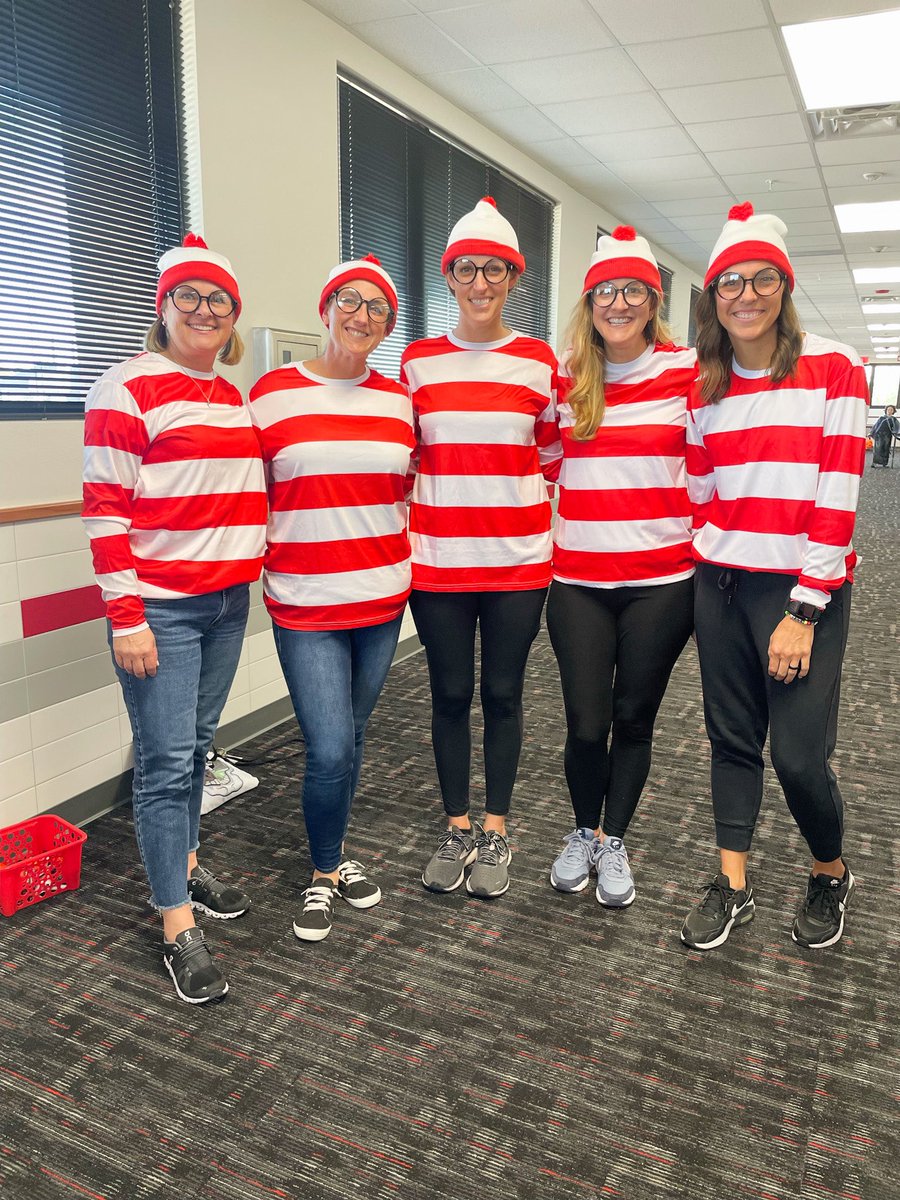 🤍❤️Where’s Waldo?!? ❤️🤍

#ThePrestonPride #HearUsRoar