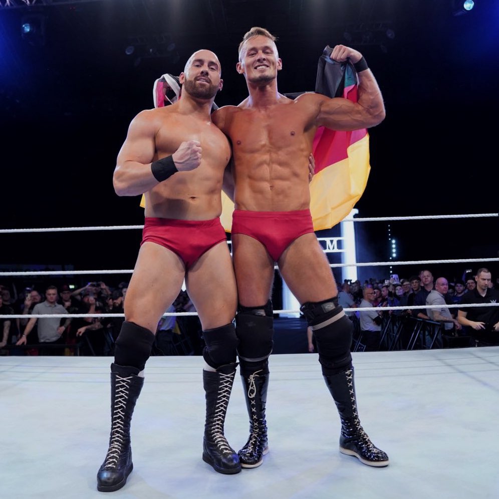 ungodlyrollins's tweet photo. yeah… https://t.co/iJeQJBZA46