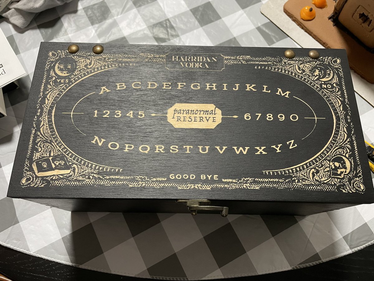 MY GRADUATION GIFT IS HERE!😱🖤

<a href="/HarridanVodka/">Harridan Vodka</a> made 666 bottles of vodka that rested for a month in Ed and Lorraine Warden’s Occult Museum.