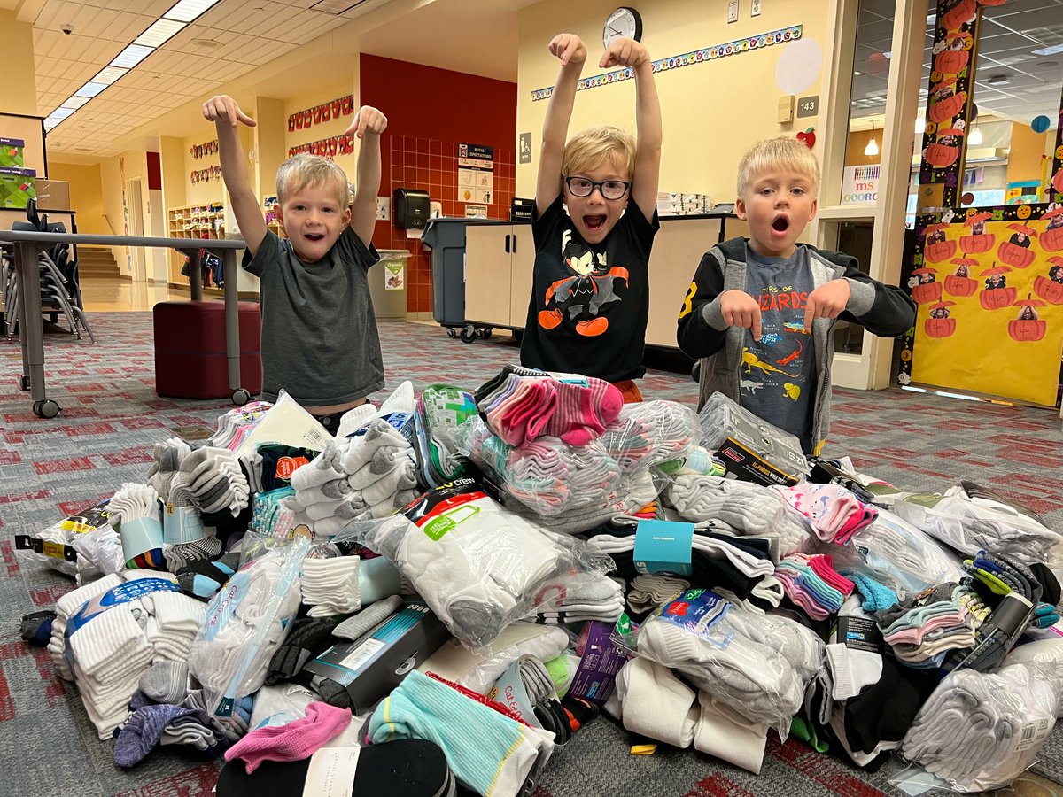 wmes111's tweet image. Kindergarten celebrated the end of SOCKTOBER today with SILLY SOCKS! We collected 1,054 pairs of infant, kid, teen, women and men's socks!!!  
#socktober #wmes #royals