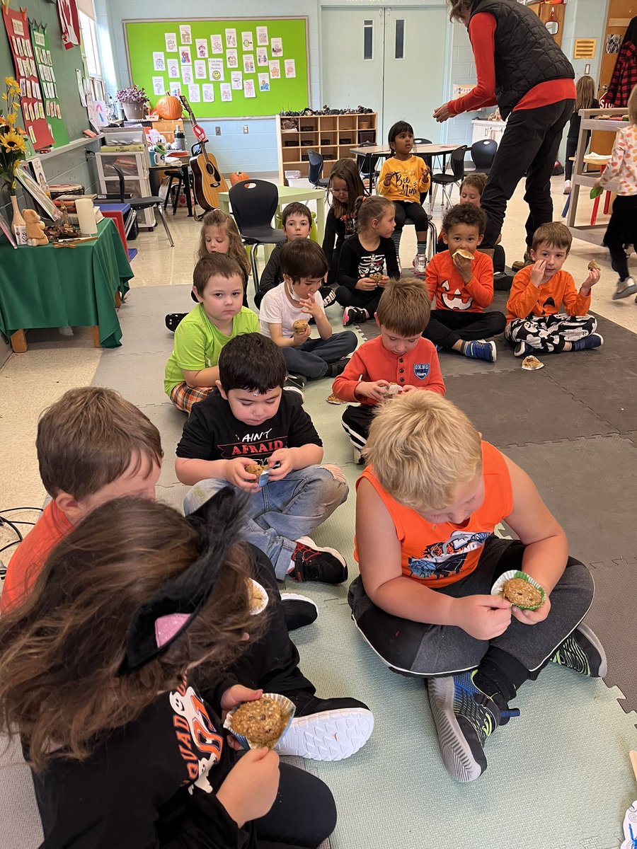 So much fun ending off our Halloween and pumpkin fun! We made muffins to go with our story. Proud of these Kinders 🥰❤️ #togetherisbetter #muffins #pumpkinweek <a href="/alcdsb_rosa/">Holy Rosary CS</a> <a href="/HealeyHeather/">Heather Healey</a>