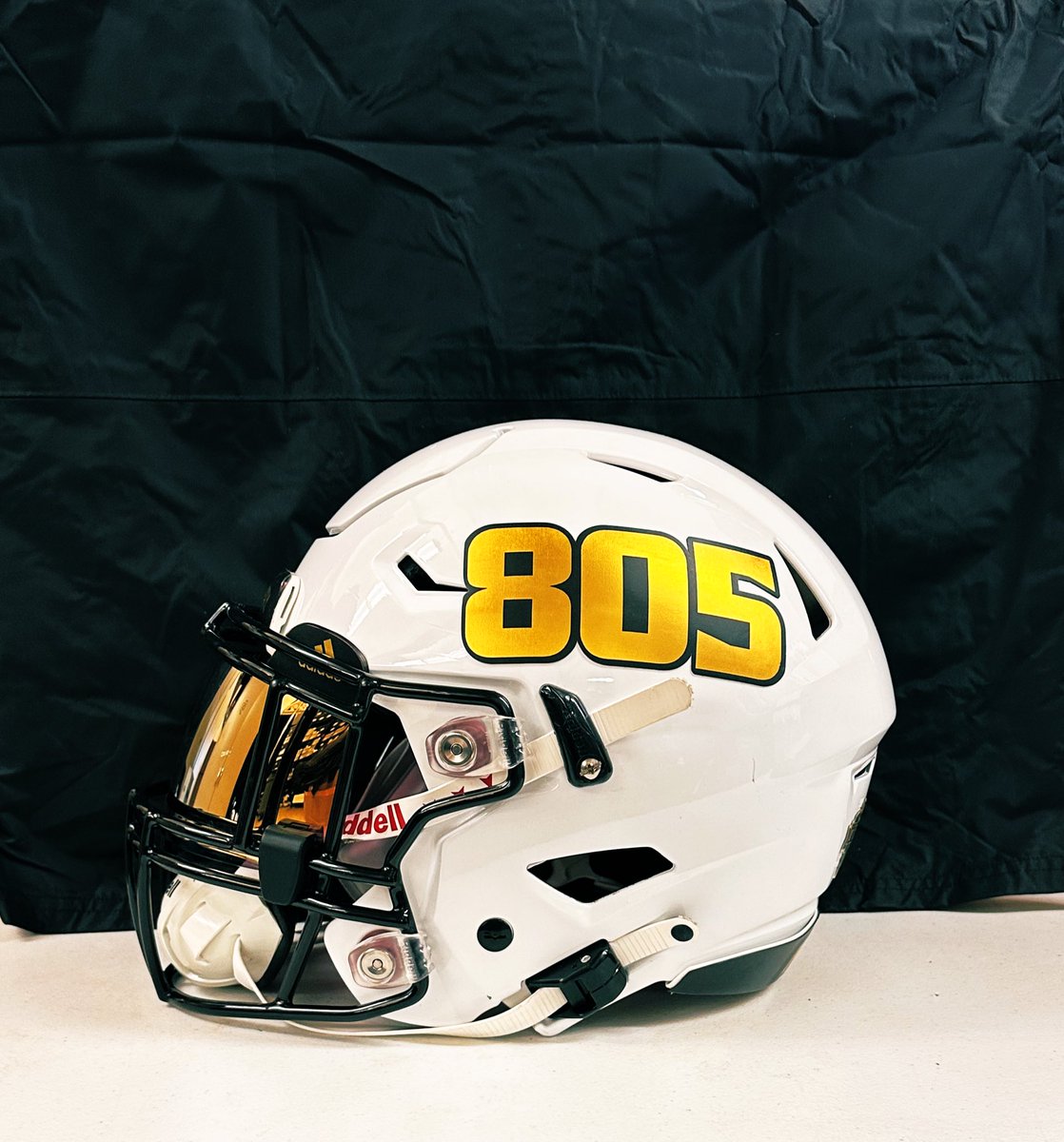 White…Gold……😎