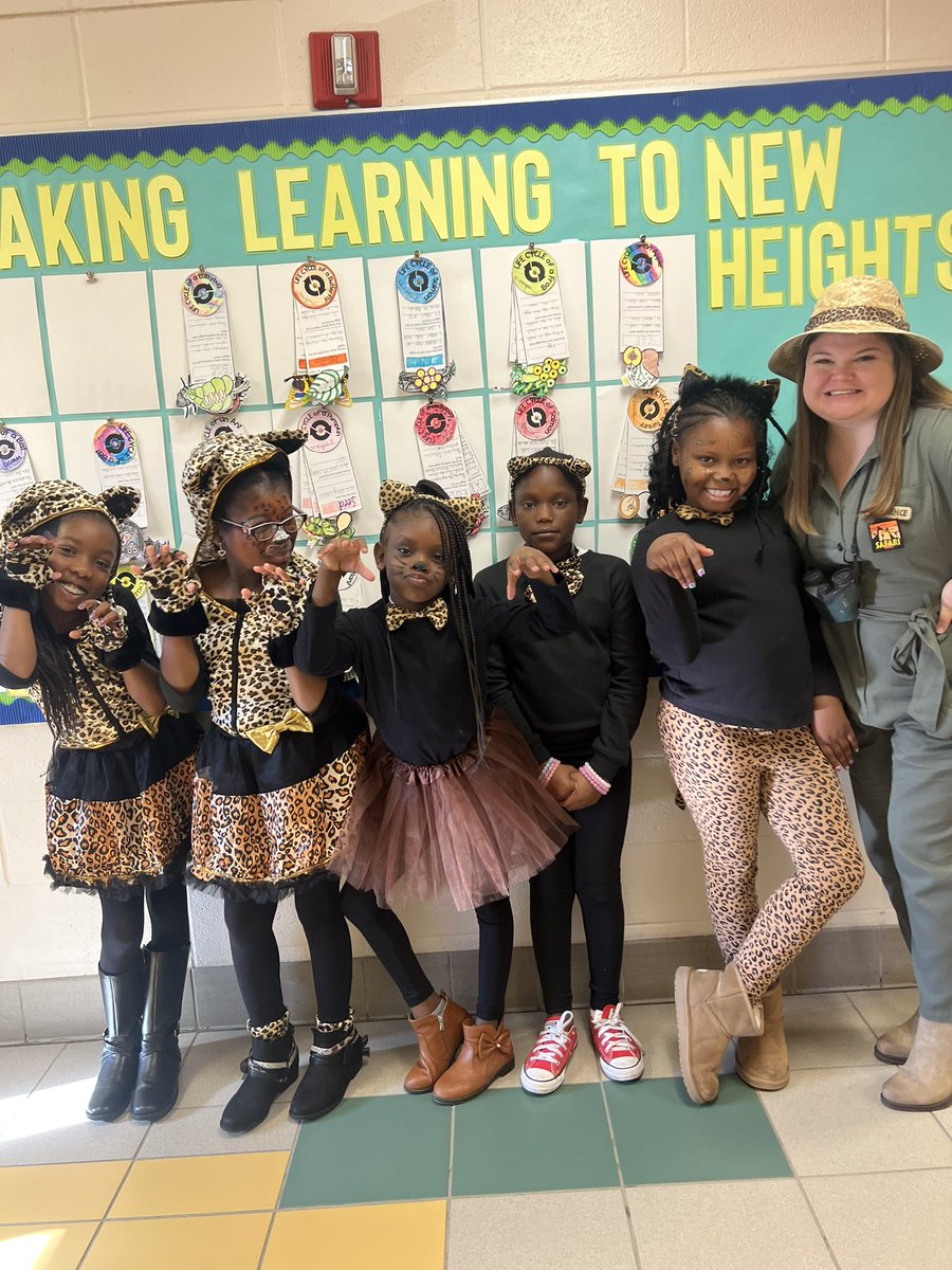 MsLawrenceMPS's tweet photo. We are WILD about learning!It was a fun day in 3rd grade celebrating Halloween with a safari theme! https://t.co/trCKfRbel3