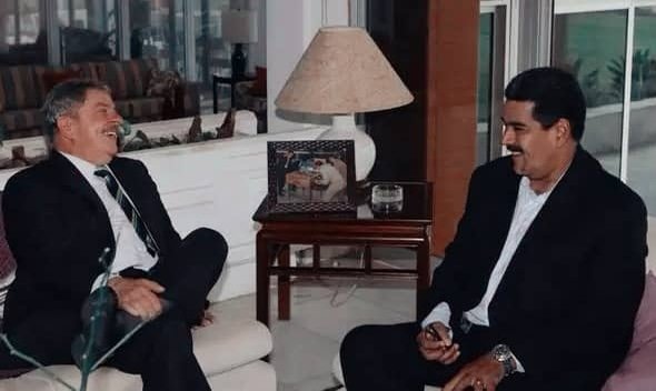 El Presidente <a href="/LulaOficial/">Lula</a> envió su saludo y compromiso a todo el pueblo venezolano. Tenemos la voluntad de trabajar duro por el fortalecimiento de América Latina y el Caribe y por el desarrollo económico y social de nuestros pueblos.