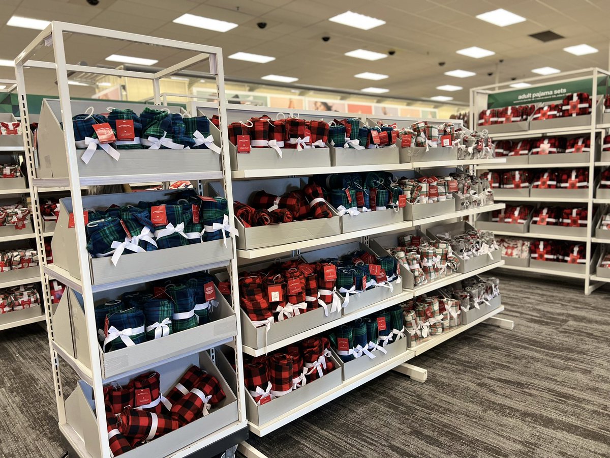 ewaherman tweet media