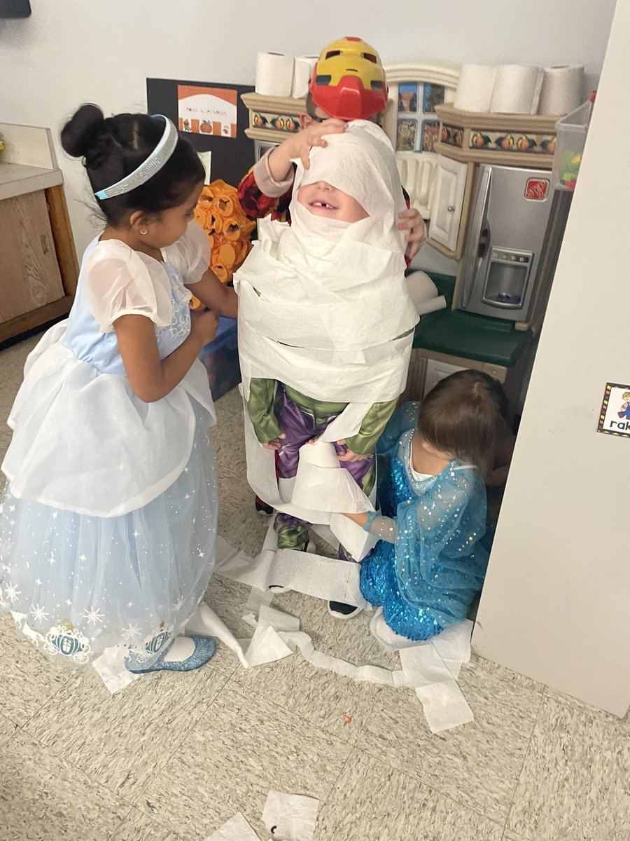 Miss Seliga tweet media