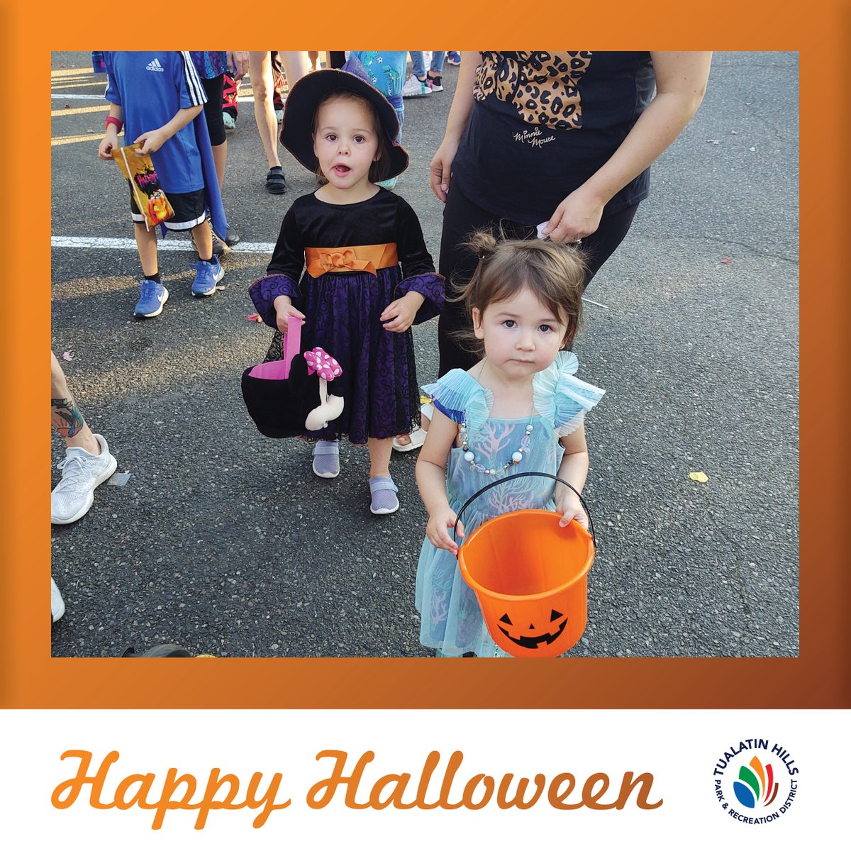 Happy Halloween from THPRD! Whether you're traveling or trick-or-treating tonight, please be safe, stay dry, and watch out for folks around you. Have a sweet night! 🎃