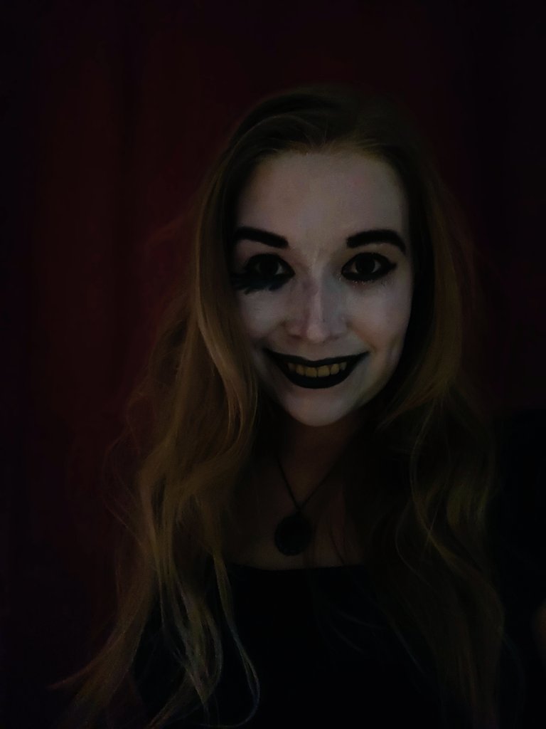 Too_tilly151's tweet photo. Smile 🙃
#HorrorMovies https://t.co/apCUxSx0zY