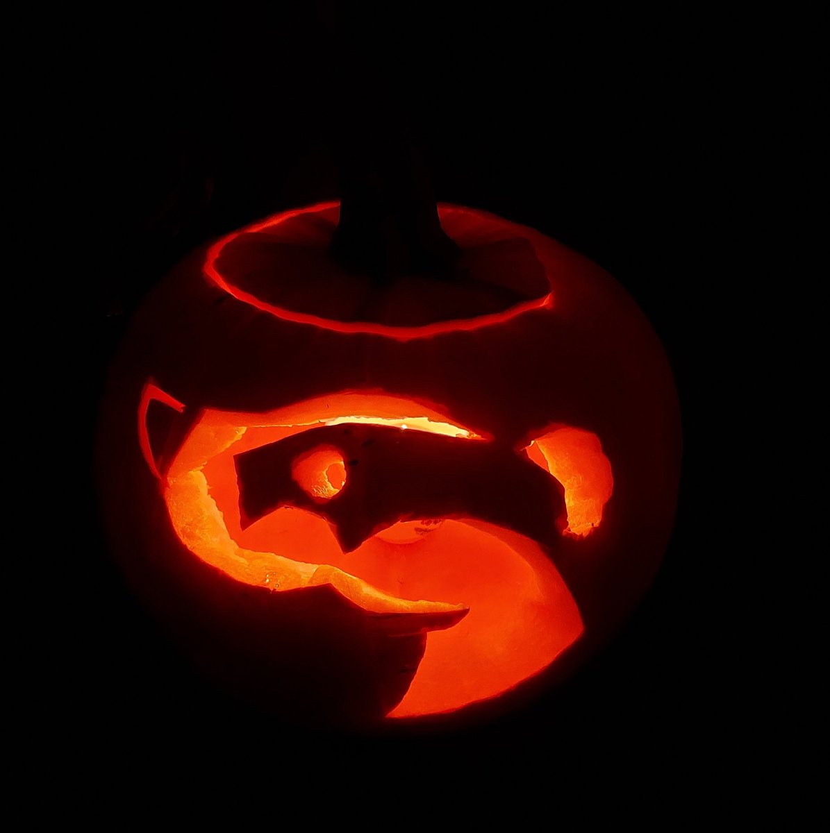 t2rny's tweet photo. Happy Halloween! 🎃 https://t.co/yMLW5aAmFo