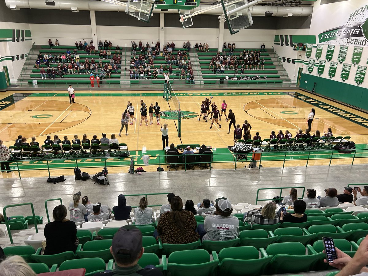It’s playoff time for Marion VB! Let’s go, Bulldogs! #marionisdtopdogs