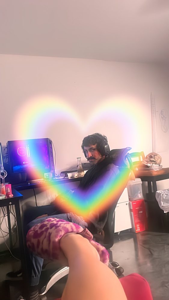 godofallflesh's tweet photo. all pissed at fort https://t.co/zvYUoPR2kh