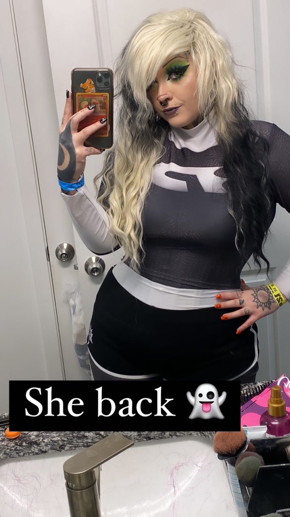 Luna Ghostess🌙👻 on Twitter: "GETCHU A GIRL THAT CAN DO BOTH (I’m single