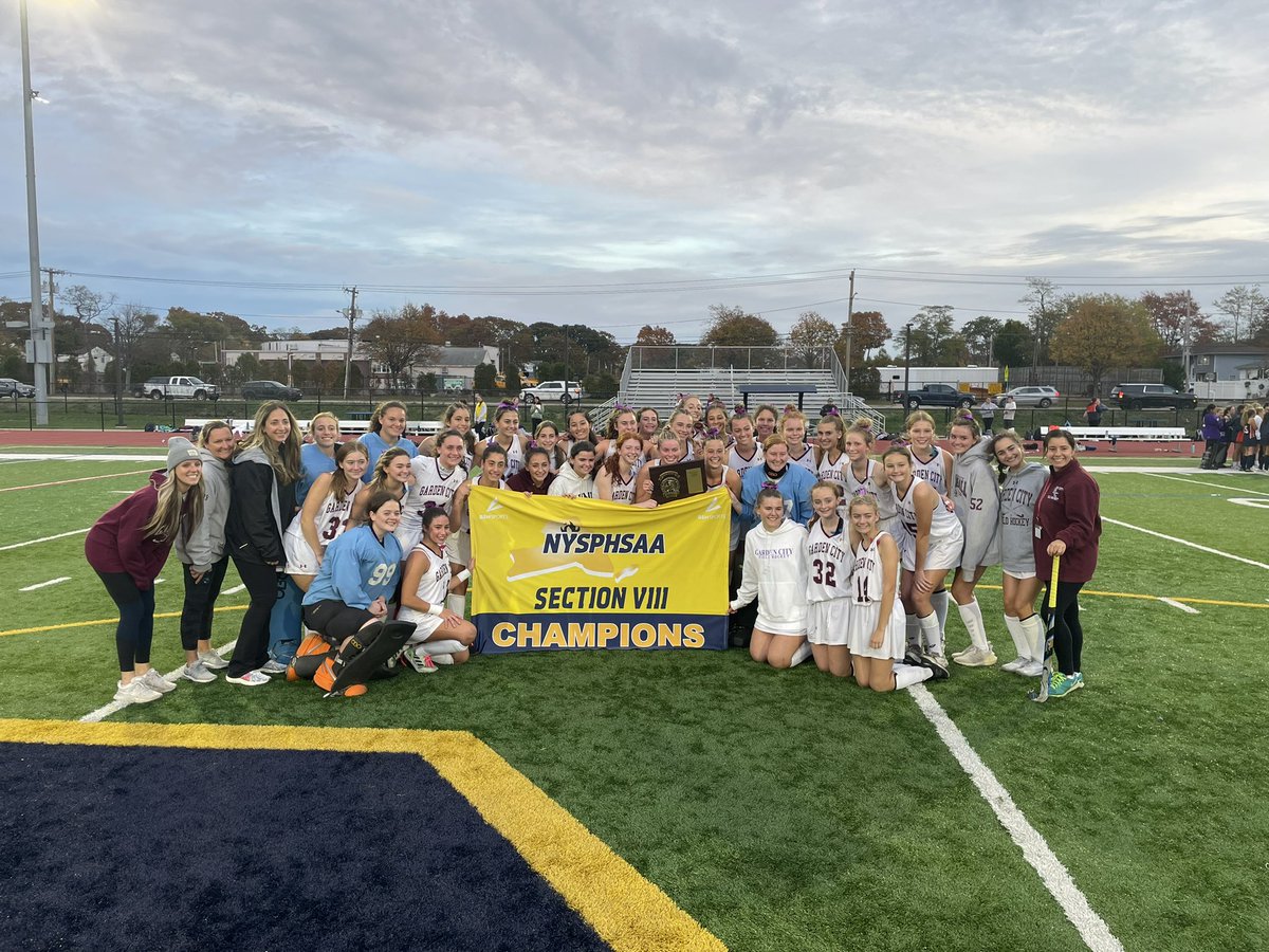 GC_ATHLETICS_'s tweet photo. The 2022 Nassau County Class B Field Hockey Champions https://t.co/FRJaeRHA50
