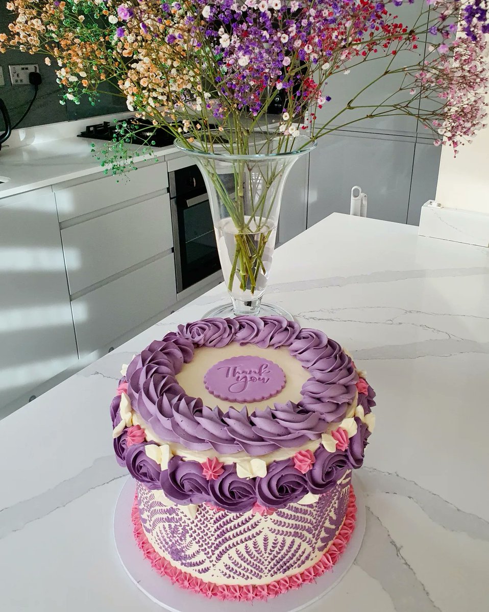 BeCampbell6's tweet photo. Beautiful flowers 💐, cards, cake and gifts from my wonderful colleagues in Antenatal clinic. It was pleasure to work with you all and I am very grateful for your amazing support and friendships ❤️ https://t.co/Pu3PRKg3Rg