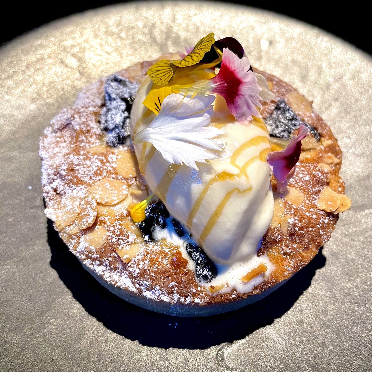 A great Sunday Funday with <a href="/SapreenaKumari/">Sapreena Kumari</a> &amp; <a href="/Philip_Ellis/">Philip J. Ellis (he/him)</a> at the Women in Hospitality Charity event -  wonderful cooking and drinks from a talented bunch across the city